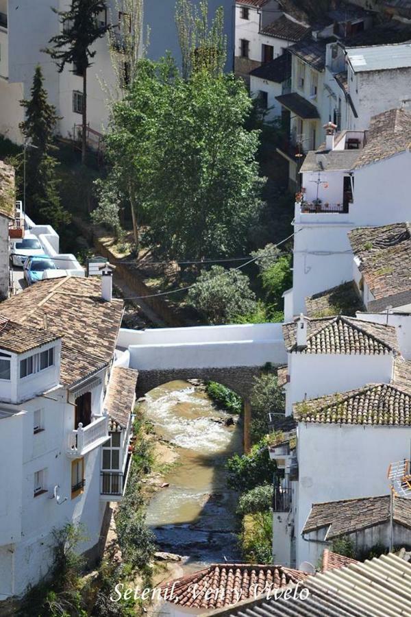 Vivienda Rural Los Tajos De Setenil Setenil De Las Bodegas Exterior photo